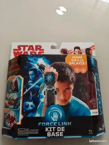 Bracelet Force Link 2.0 Star Wars Hasbro neuf dans son emballage