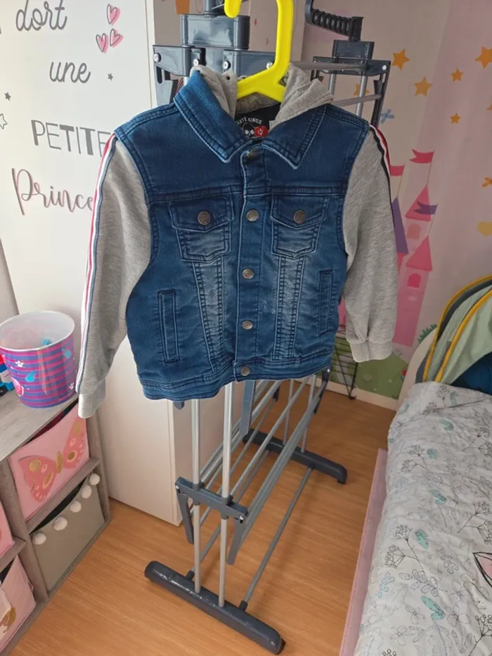 Veste en jean demi saison taille 3 ans - photo numéro 3