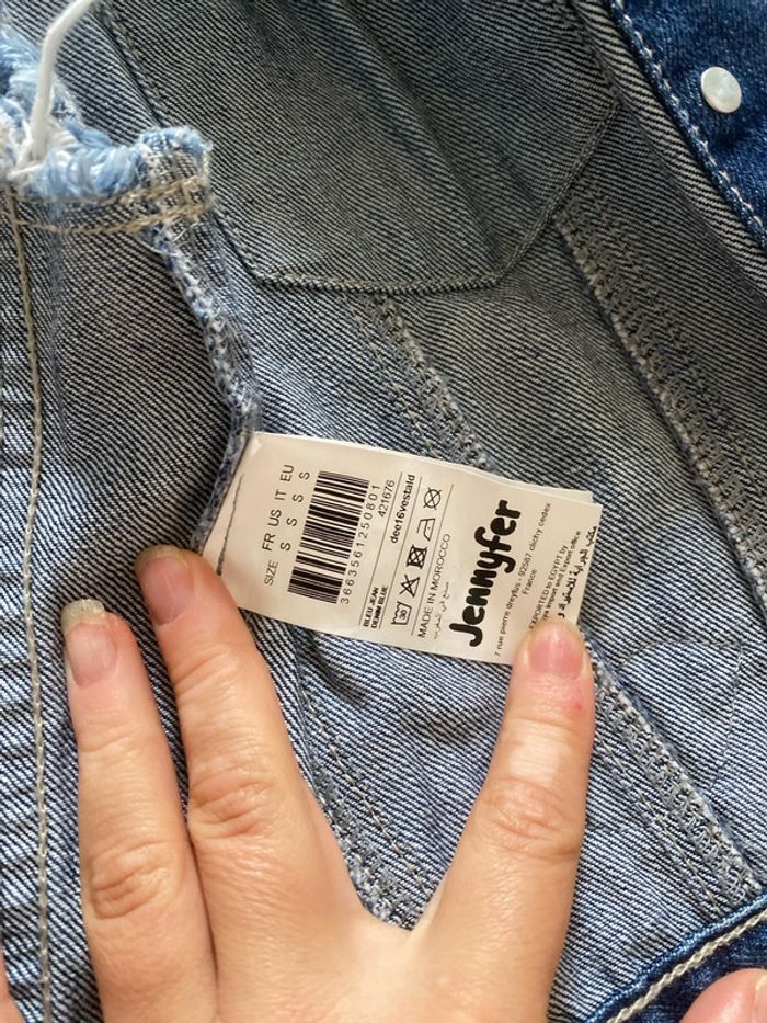 Veste en jeans courte taille S - photo numéro 2