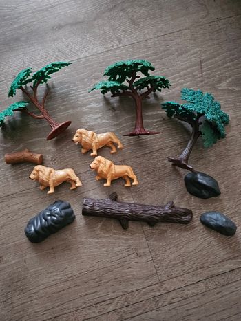 Set scène de la savane animaux