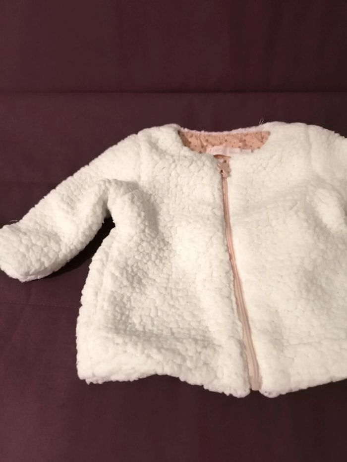 Gilet/ manteau chaut 6 mois - photo numéro 2