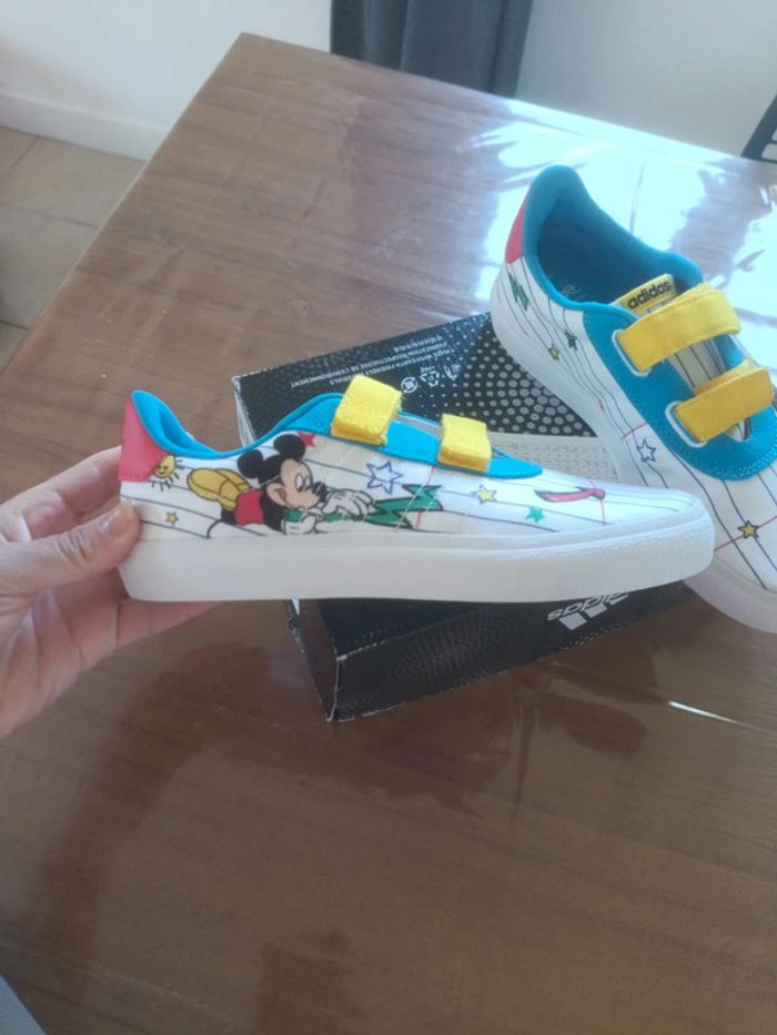Baskets a scratch adidas mickey - photo numéro 4