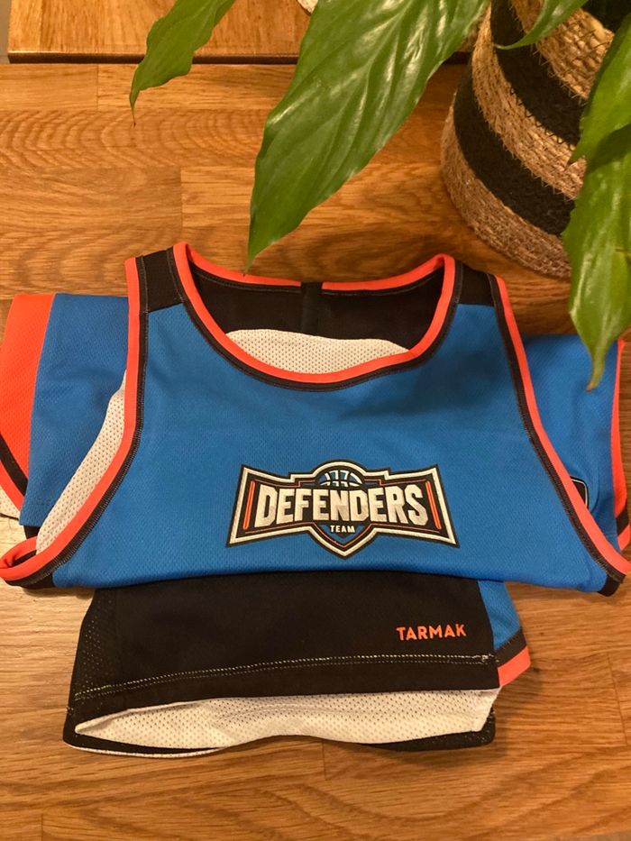 Tenue basket enfant 8 ans - photo numéro 2