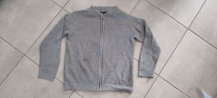 Gilet gris épais 7/8 ans