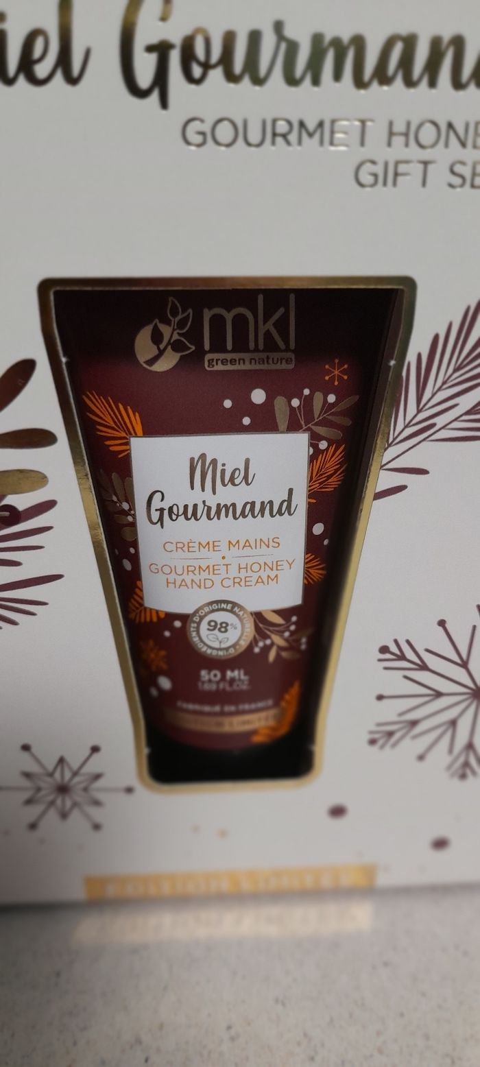 Coffret beauté cadeau Noël édition limitée MKL - photo numéro 4