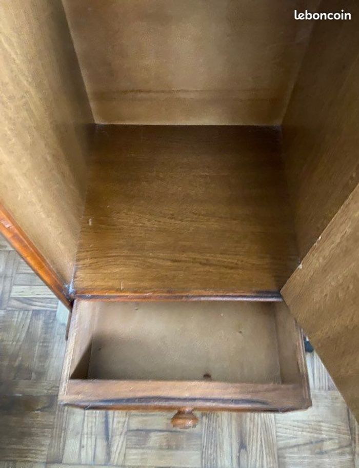 Meuble d’appoint réalisé en chêne massif de style Louis Philippe taille 37x79p29 - photo numéro 3