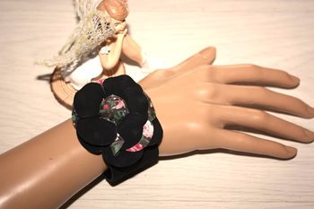 Bracelet large à Fleur