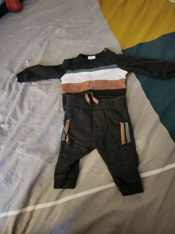 Ensemble jogging bébé