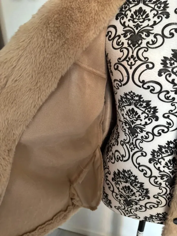 Veste en fausse fourrure beige S/M - photo numéro 6