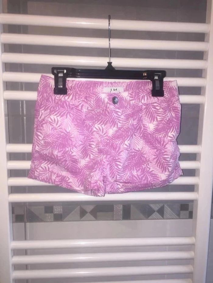 Short La Halle 8 ans neuf à 5 euros