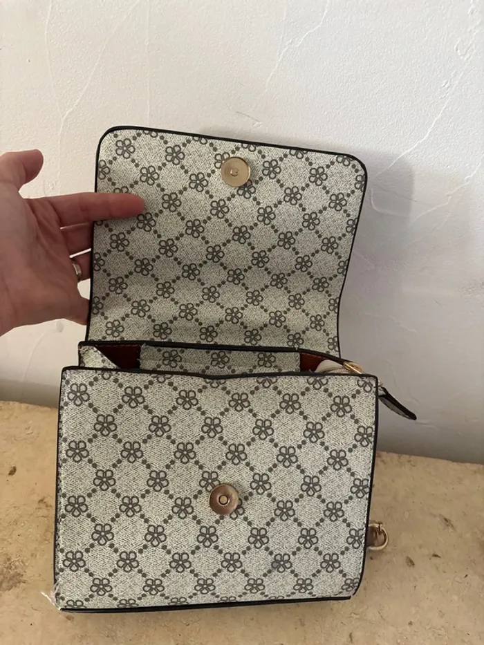 Sac à main, 607 - photo numéro 4