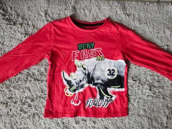 Tee-shirt taille 4-5 ans