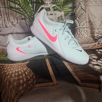 NIKE PHANTOM ACADEMY (Neuve) – TAILLE 37.5