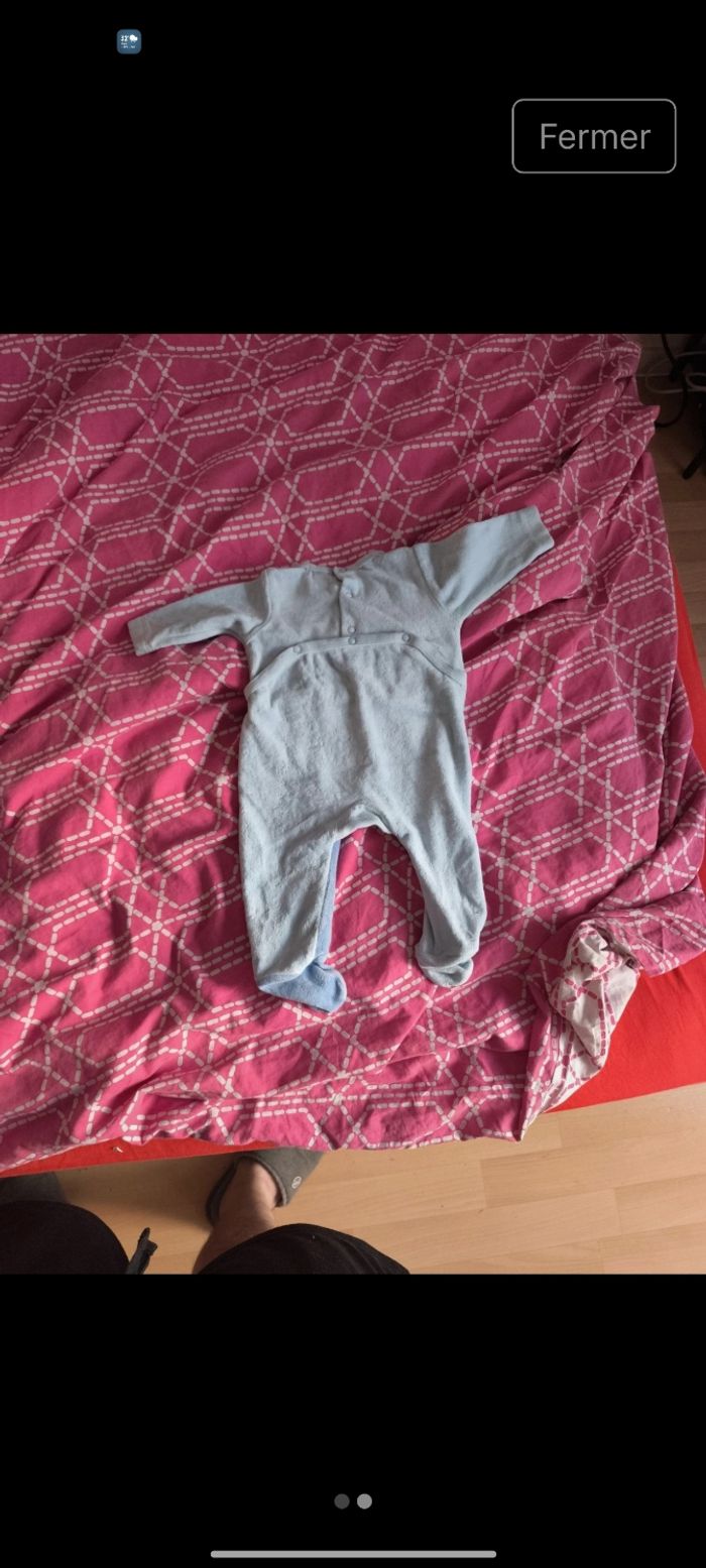 Pyjama 3 mois en excellent état - photo numéro 2