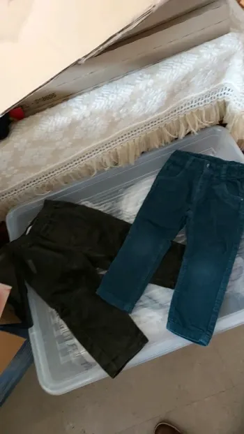 Lot de pantalon velour 24mis