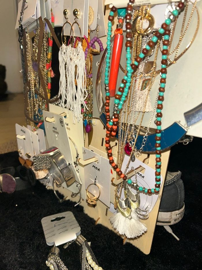 Lot 4 bijoux pour revendeur - photo numéro 2