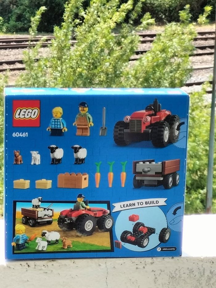 Lego city le tracteur agricole rouge avec remorque et moutons - photo numéro 3