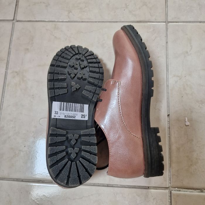 Chaussures filles taille 33 - photo numéro 2
