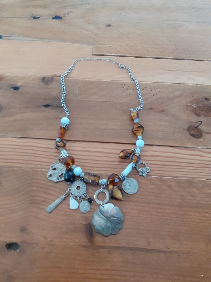 Collier
