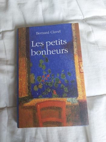 Livre titre Les petits bonheurs