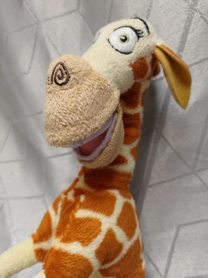 Peluche de Melman la girafe – Madagascar – DreamWorks - photo numéro 3