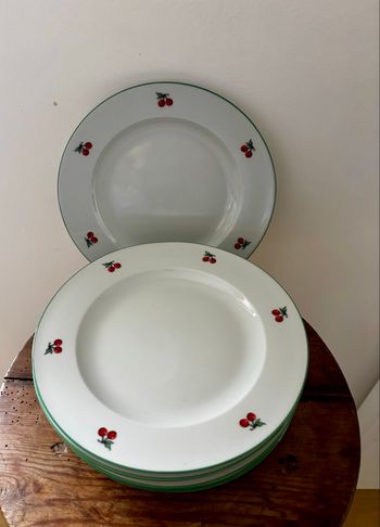Ensemble de 8 assiettes à dessert en porcelaine Harmonie Cerises