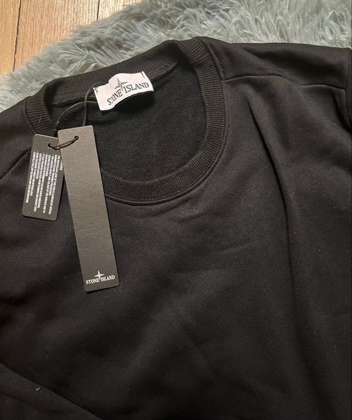 Pull stone island noir neuf - photo numéro 1
