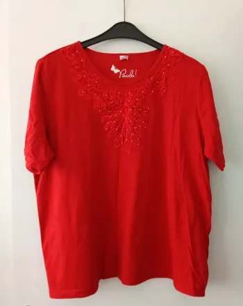 T-shirt femme ⭐ très bon état ⭐ Taille 52 ⭐ paola