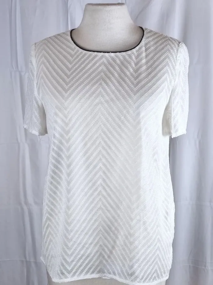 Bash haut blanc transparent manches courtes Ibenis détails dans le dos T0/34/xs état impeccable! - photo numéro 2