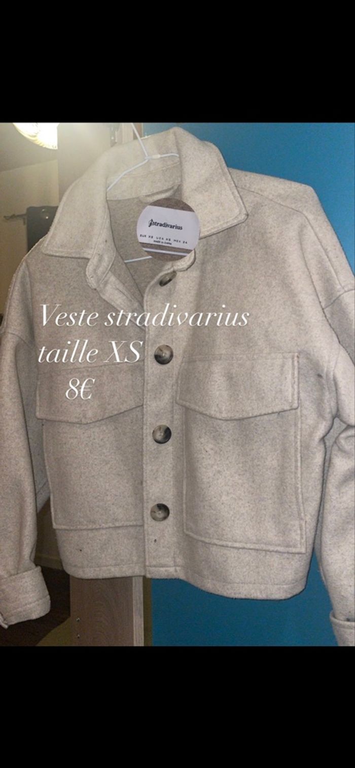 Veste courte  stradivarius femme