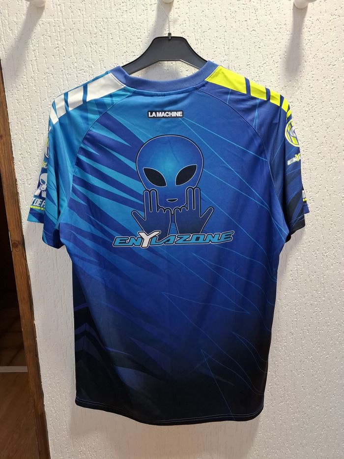 Superbe et rare tee-shirt homme D'Or et de Platine Jul XL bleu excellent état - photo numéro 2