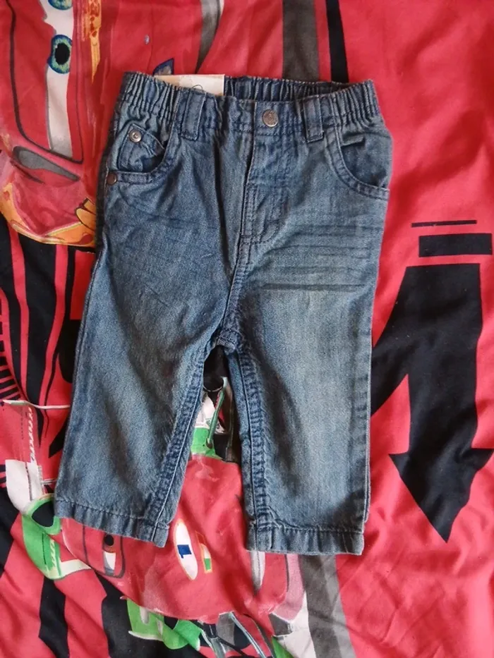 Lots de 3 jeans taille 6 mois - photo numéro 8
