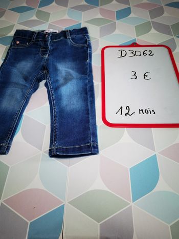 D3062 - jeans fille 12 mois