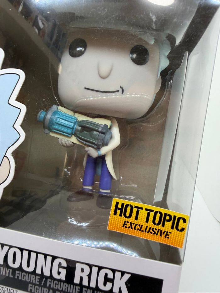 Funko Pop Rick et Morty Young Rick 305 Hot Topic 🇺🇸 - photo numéro 2