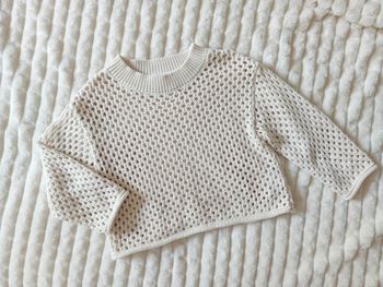 Pull ajouré fille 6/7ans Zara et 🌼🤍