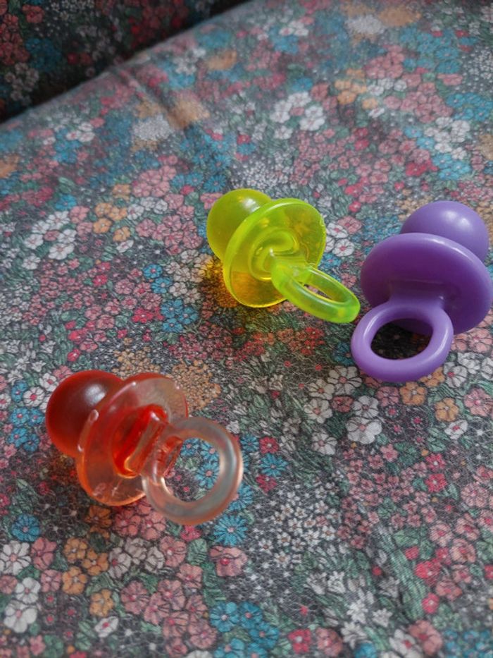 Lot de 3 totoches en plastique vintage - photo numéro 3