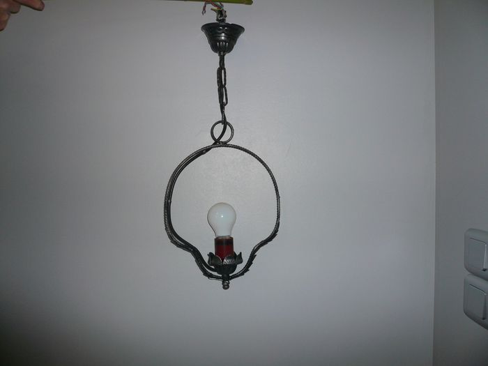 2 suspensions en fer forgé