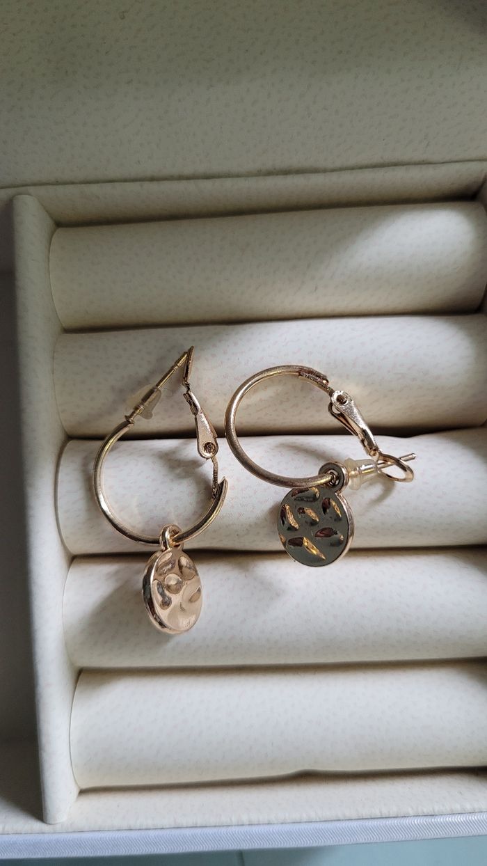 Boucle d oreille doré