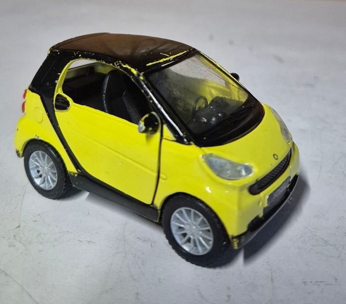 Maisto voiture miniature à friction smart fortwo 1/32 - photo numéro 3