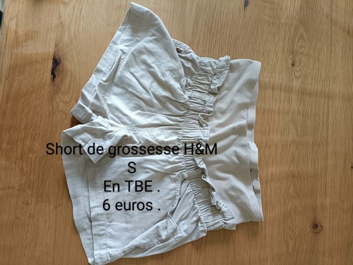 Lot vêtements de grossesses - photo numéro 2