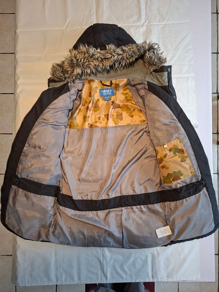 Doudoune dubet Adidas femme taille S TBE - photo numéro 2