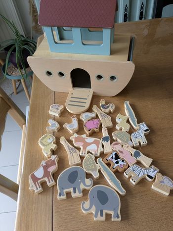 Arche de Noé en bois