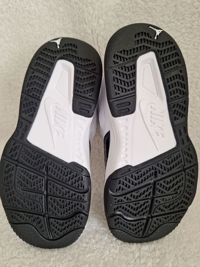 Jordan stay loyal 3 (PS) - photo numéro 7