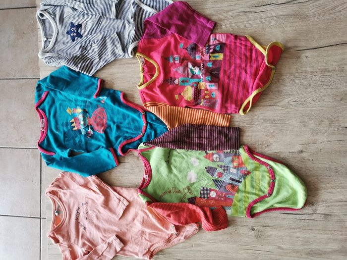 Lot vêtements fille 18 mois - photo numéro 9
