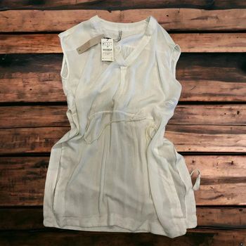 Splendide robe de plage neuve