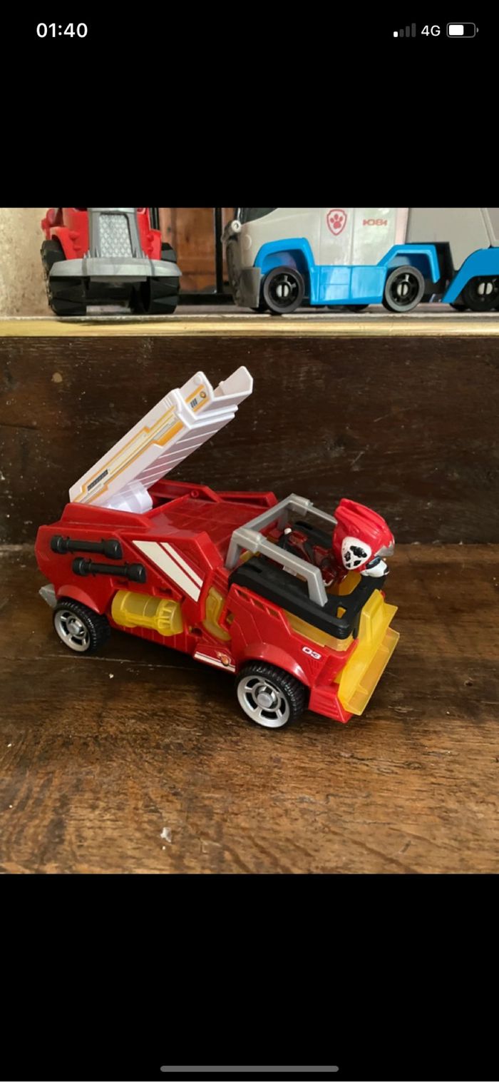 Véhicule et figurine marcus du film pat patrouille