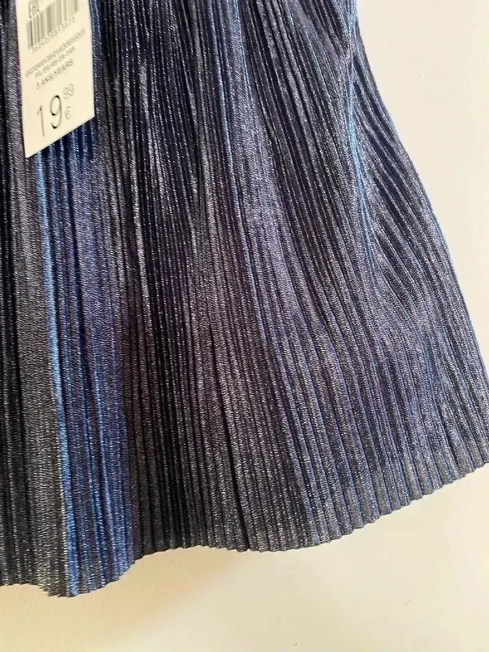 Belle jupe plissée Okaidi Okaïdi taille 3 ans Neuve - photo numéro 4