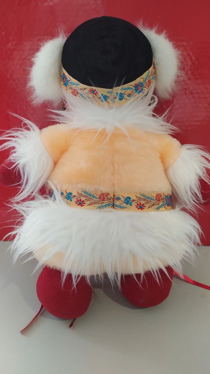 poupée peluche '' inuit '' - photo numéro 2