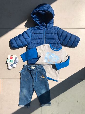 LOT Veste + jeans + t shirt ML + chaussettes 9 mois