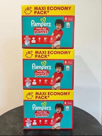 3 cartons Pampers taille 6